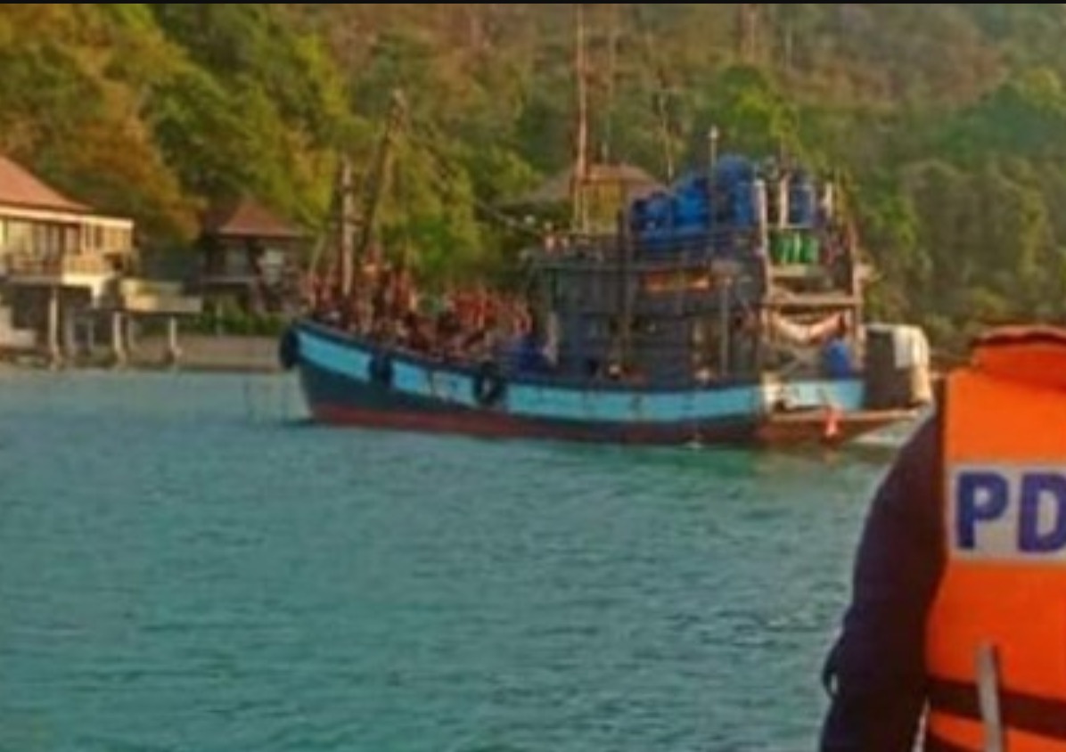 sajagempak.com - APMM Menahan 4 Lelaki Rohingya Dipercayai Dalang Penyeludupan PATI Di Langkawi