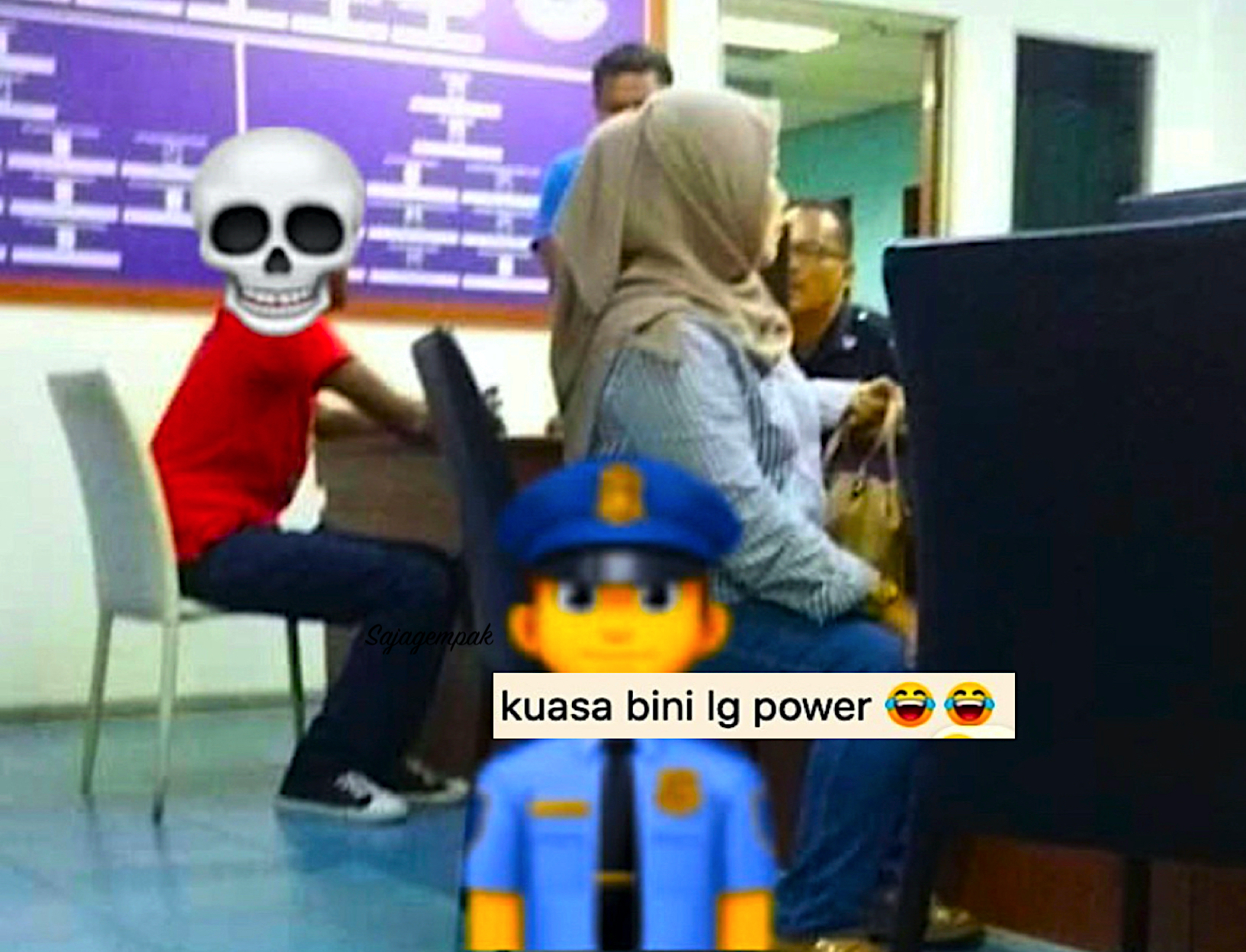 'Kuasa Bini Lagi Power.." Lelaki Menangis Serah Diri Ke Balai Polis Selepas Meragut Wanita Di Depan Bank