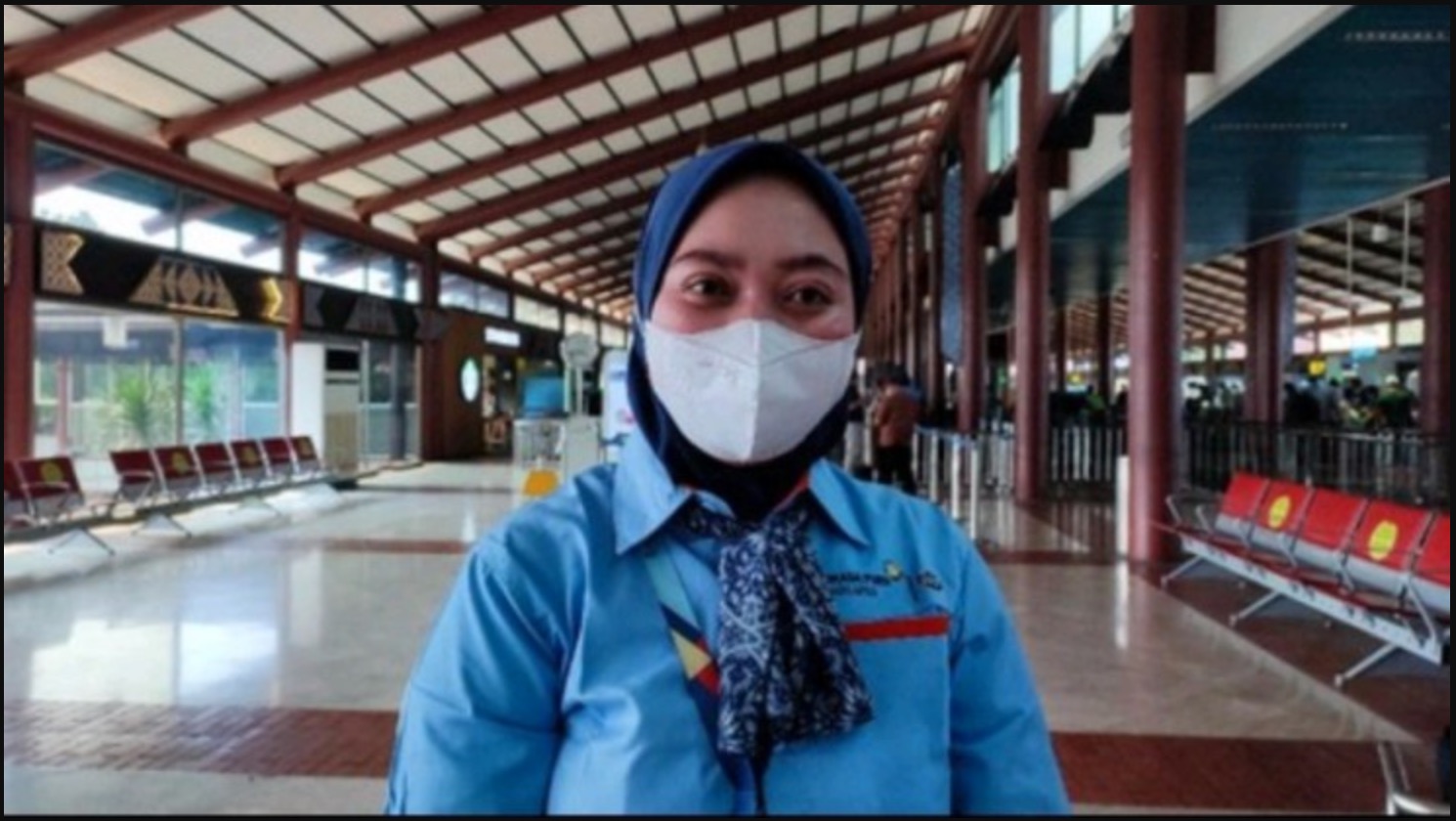 Jumpa Dompet Berisi Cek RM10.4 Juta Di Lapangan Terbang, Tindakan Wanita Ini Mendapat Ganjaran Besar - sajagempak.com